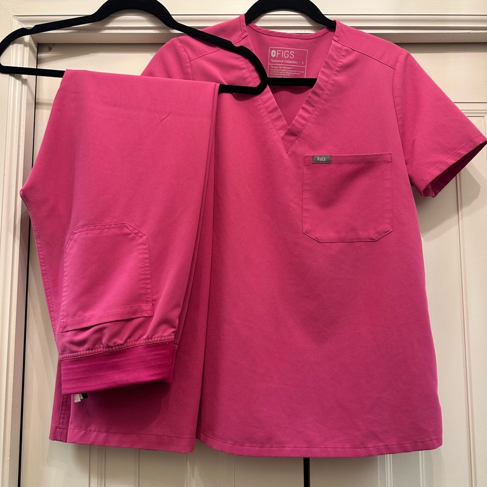 Figs Vibrant Pink Medical Scrub Set